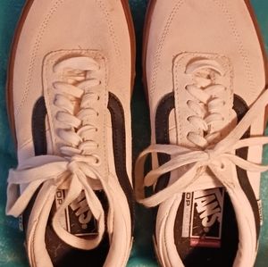 Vans womens size 8 skateboard white/blue